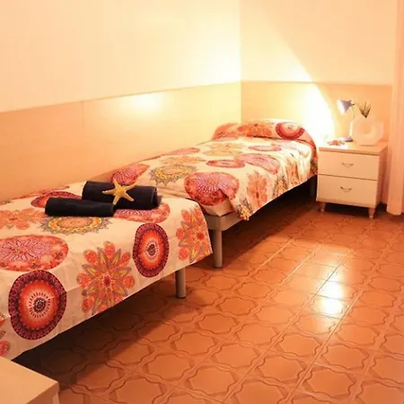 Seaside Flat In A And Quiet Area