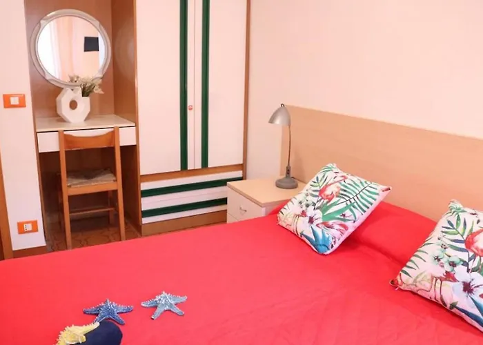 Апартаменты Seaside Flat In A And Quiet Area Бибионе