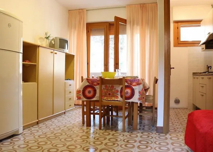 Апартаменты Seaside Flat In A And Quiet Area Бибионе