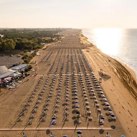 Seaside Flat In A And Quiet Area